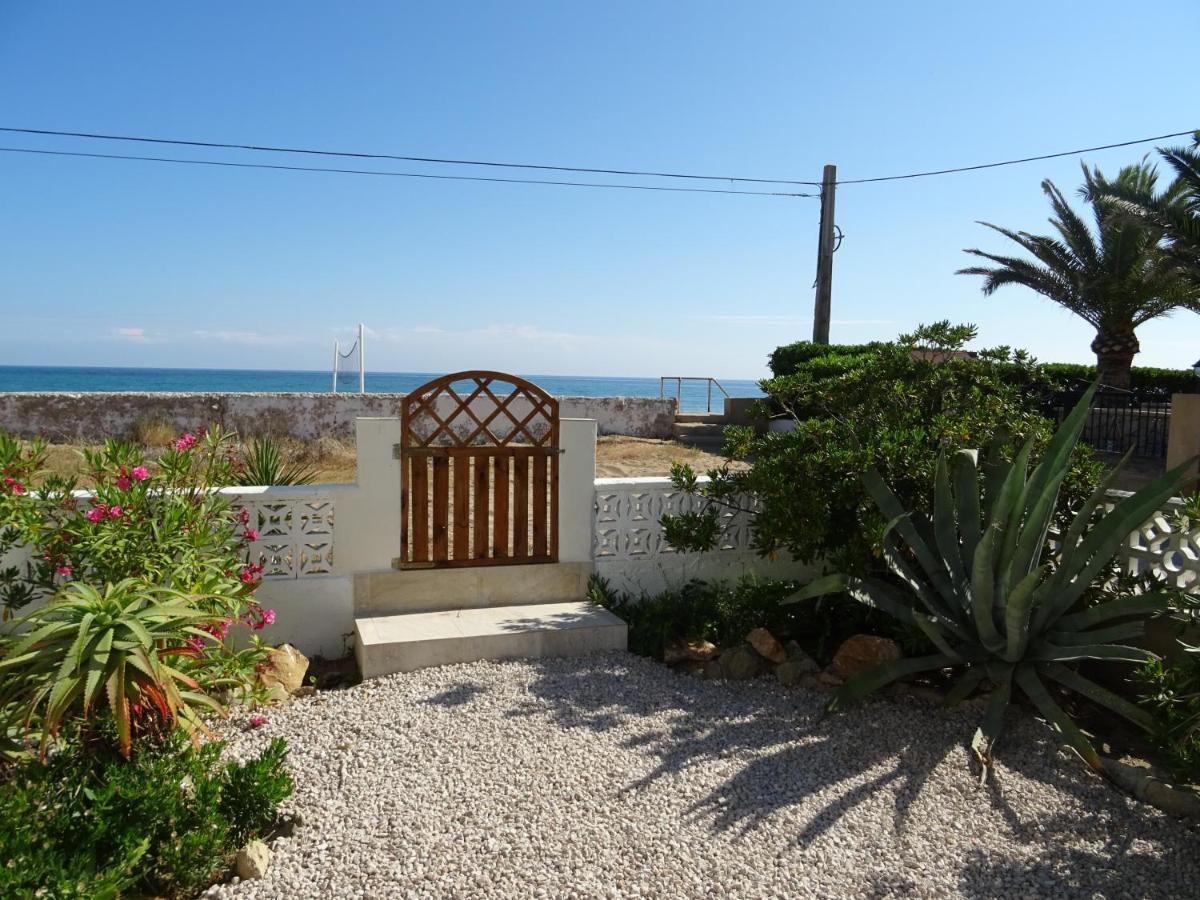 Villa At Seafront With Private Garden-655 دينايا المظهر الخارجي الصورة